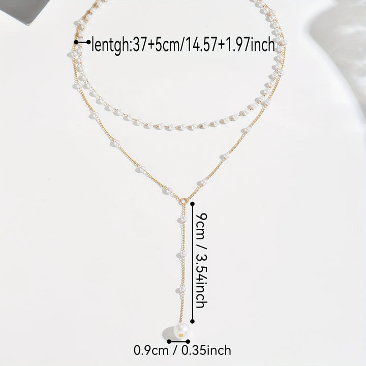 Perles en Cascade – Collier à Pampilles Vintage