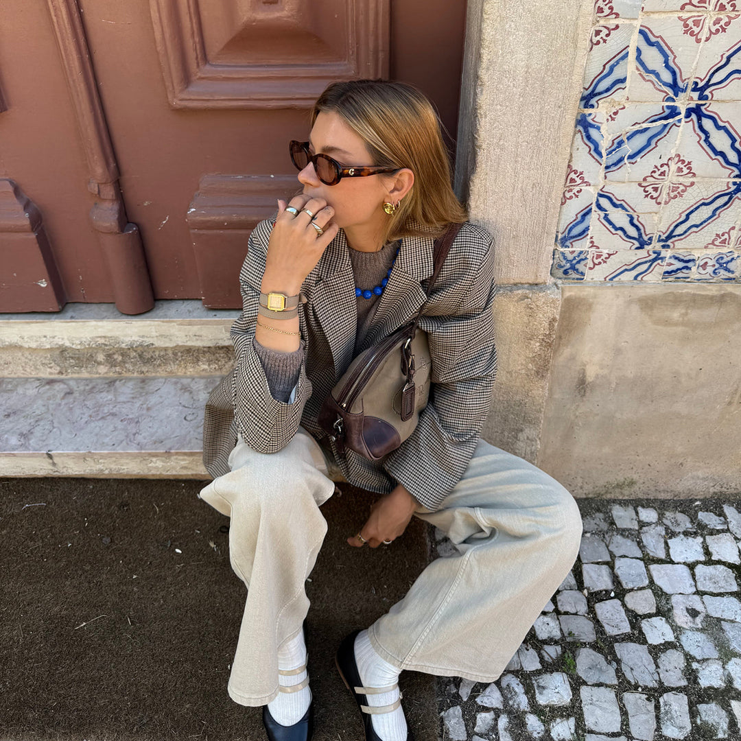 Gracieuse Petite Montre Double Cuir, Rugby Tan, Couleur Or