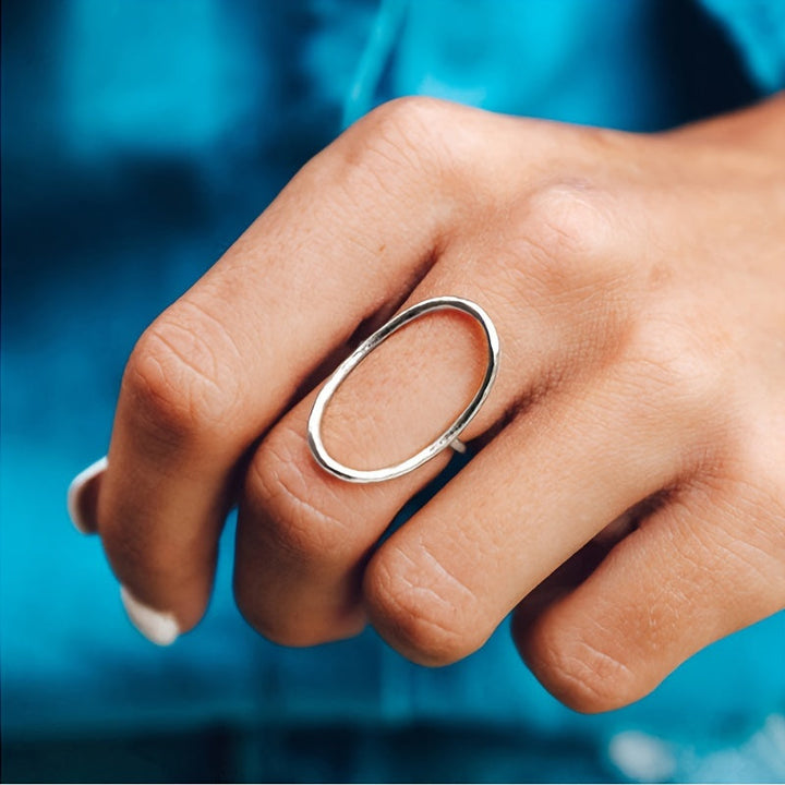 Bague Élégante, Minimaliste et Stylée