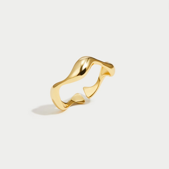 Bague ondulée dorée