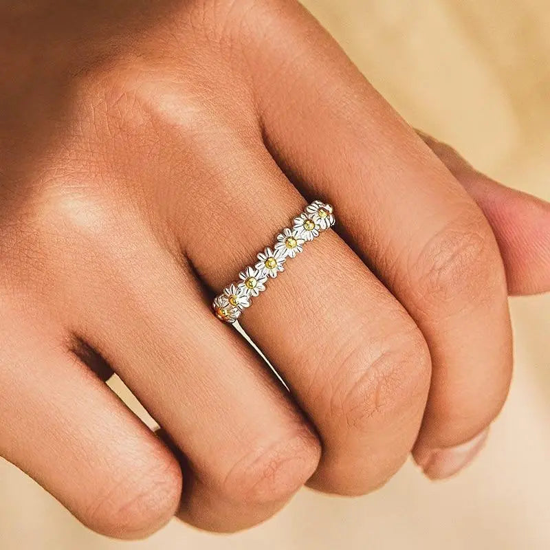 Bague Marguerite Ajustable et Émaillée à la Main