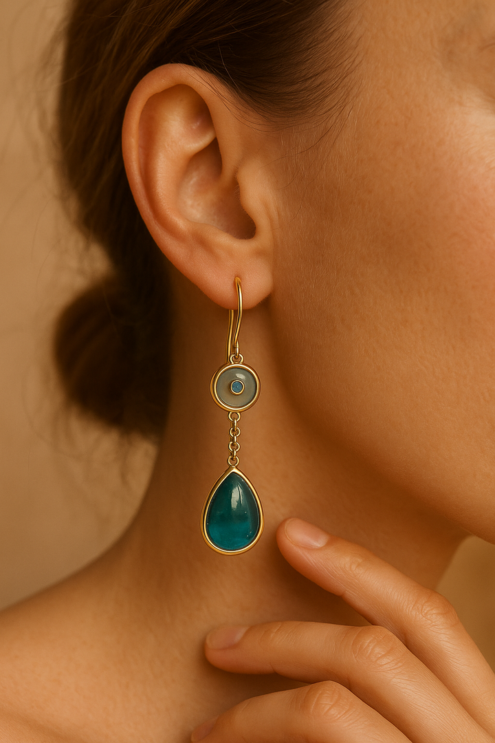 Calista | Boucles d'oreilles pendantes avec pierres bleues
