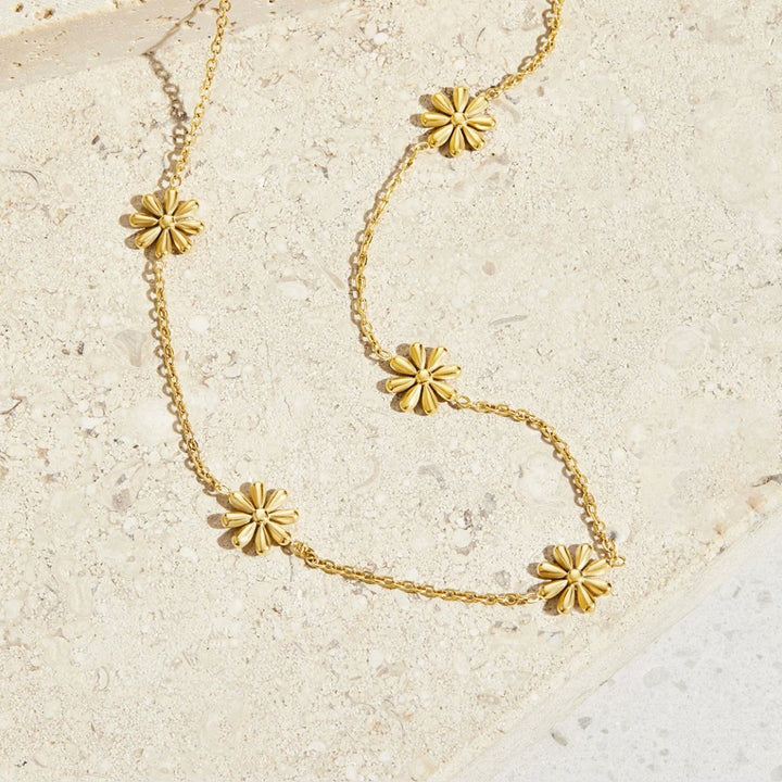 Collier floral doré