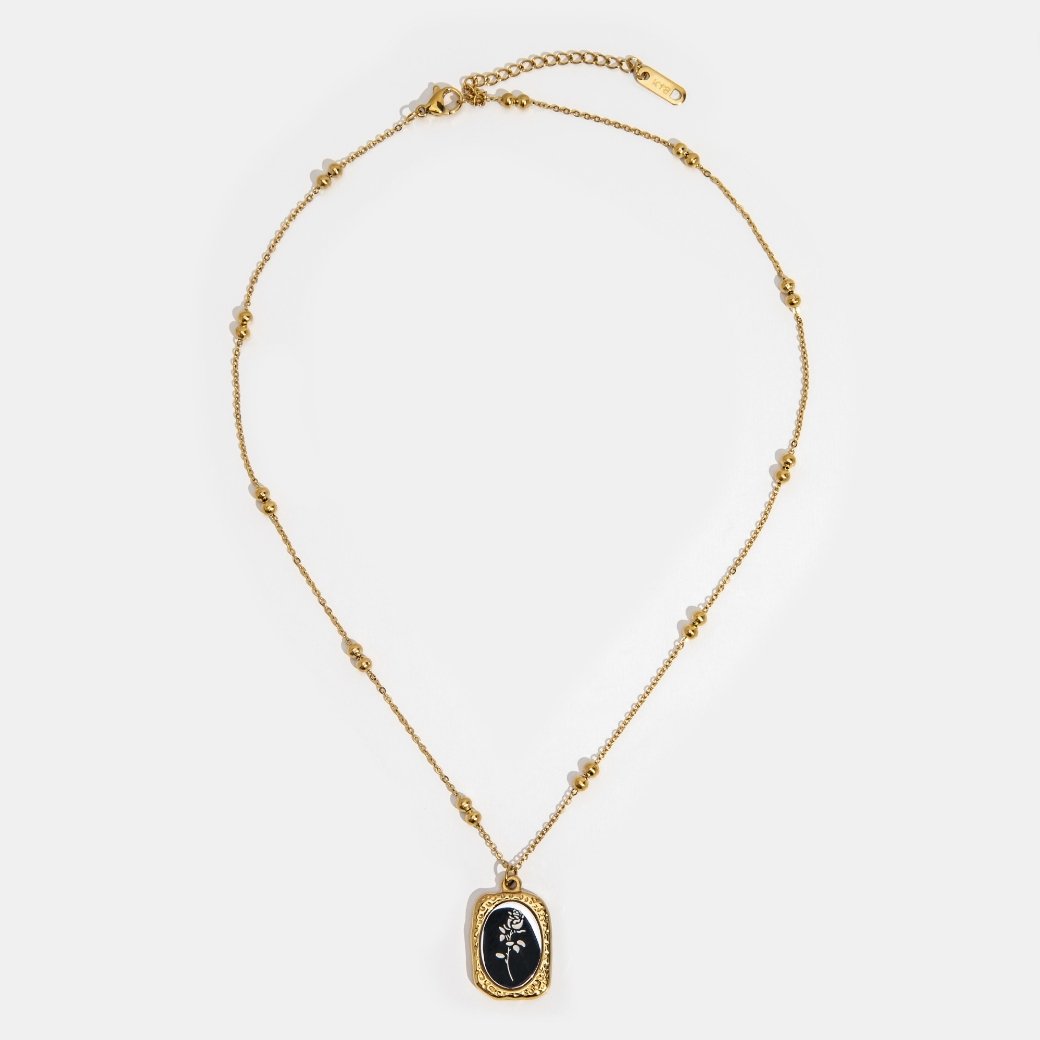 Delicate Rose d'Amour Necklace