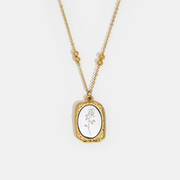 Delicate Rose d'Amour Necklace