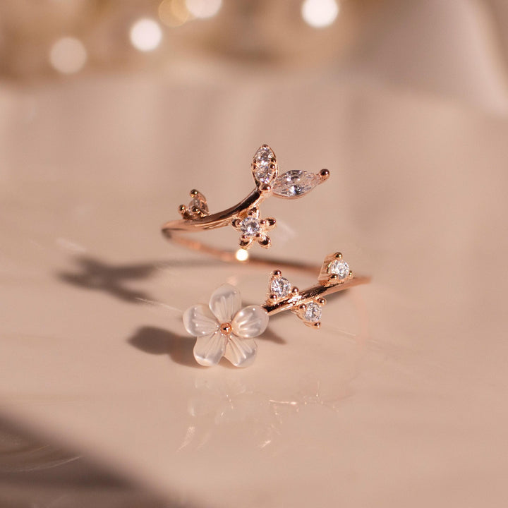 Birth Flower Ring – Sakura & Mother of Pearl Elegance
