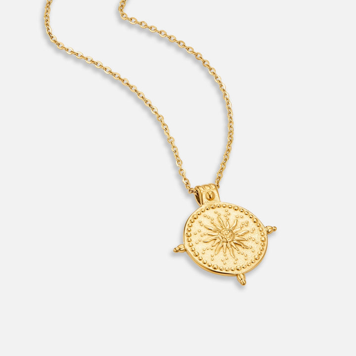 Collier doré de l'été