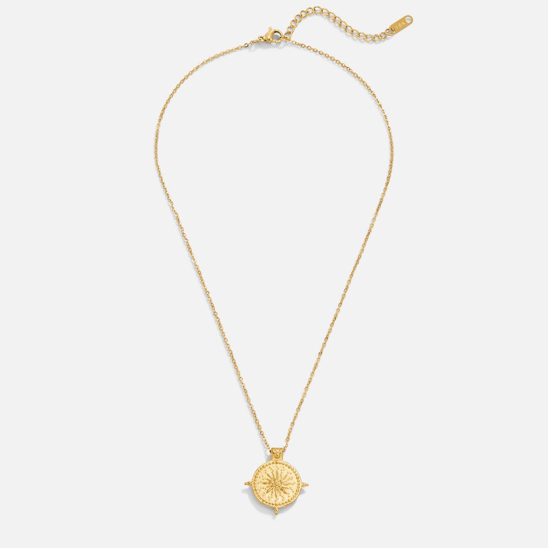 Collier doré de l'été